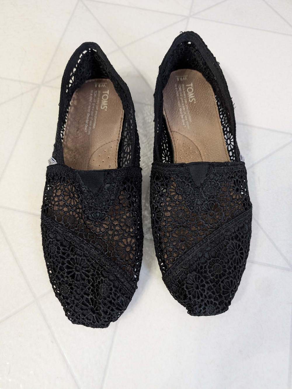 TOMS Women's Black Crochet Slip-On Flats